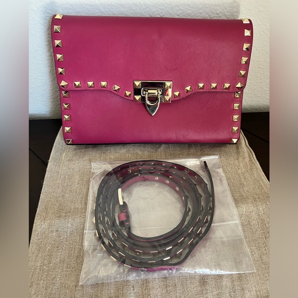 VALENTINO GARAVANI Fuschia Pink Leather Gold Rockstud Shoulder Crossbody Bag - Picture 7 of 16